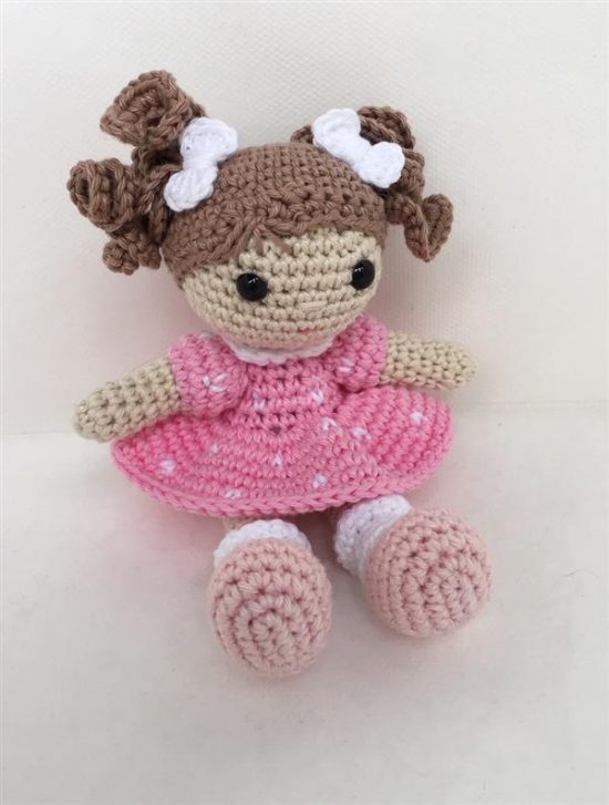 Boneca de crochê 40 ideias amigurumi fantásticas Artesanato