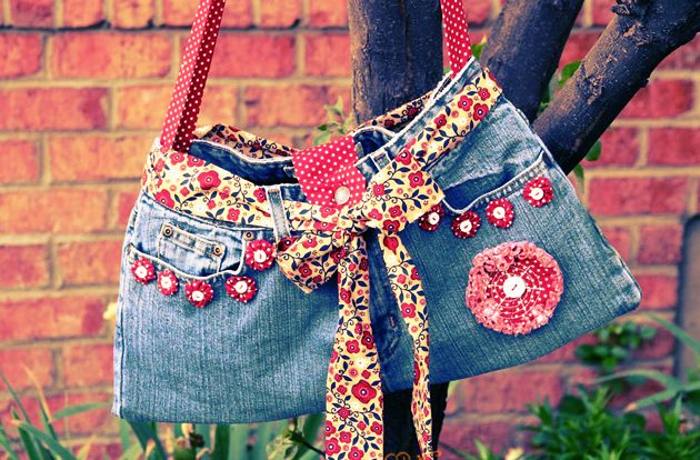 Bolsas feitas cheap com jeans