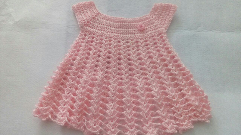 Vestidinho de Crochê Rosa para Princesa