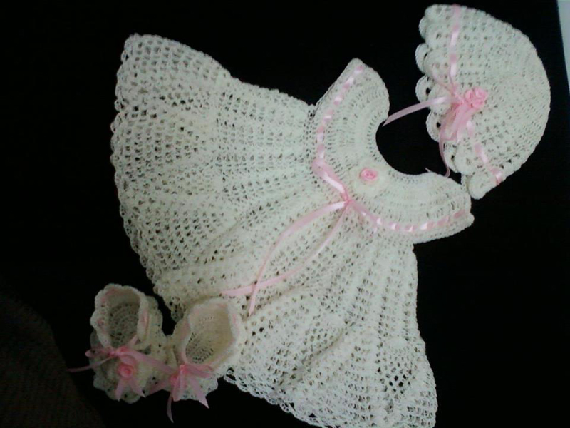 Vestido de croche para bebé princesinha - Imagui