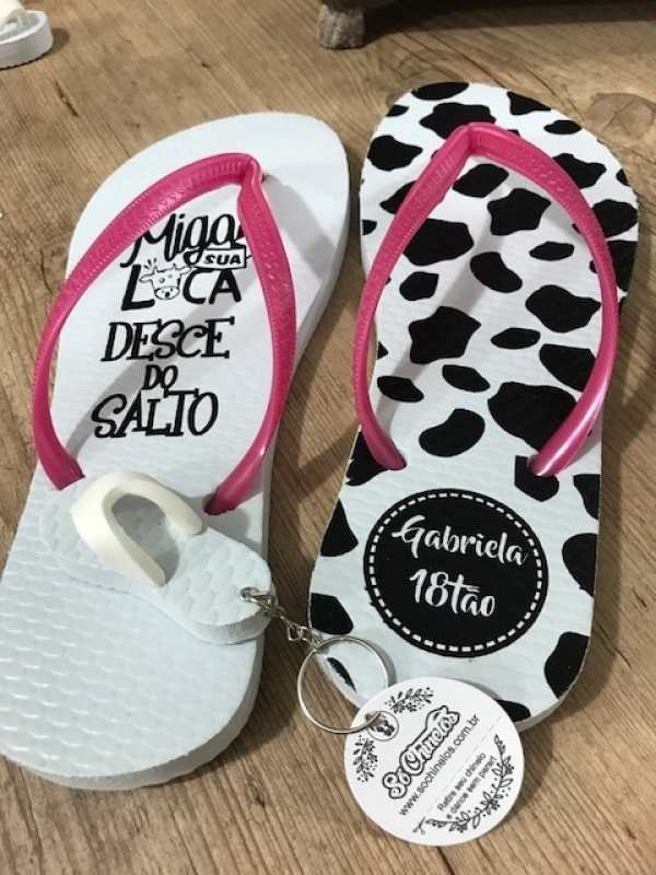 chinelo-personalizado-para-aniversario-preco