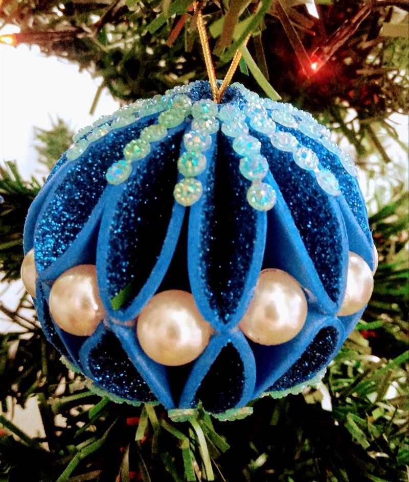 Bola de Natal de EVA azul com glitter
