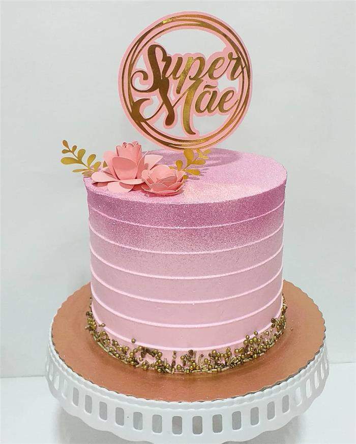 Separei 10 modelinhos de bolos super lindos com 10 temas diferentes para  inspirar as mamães que est…