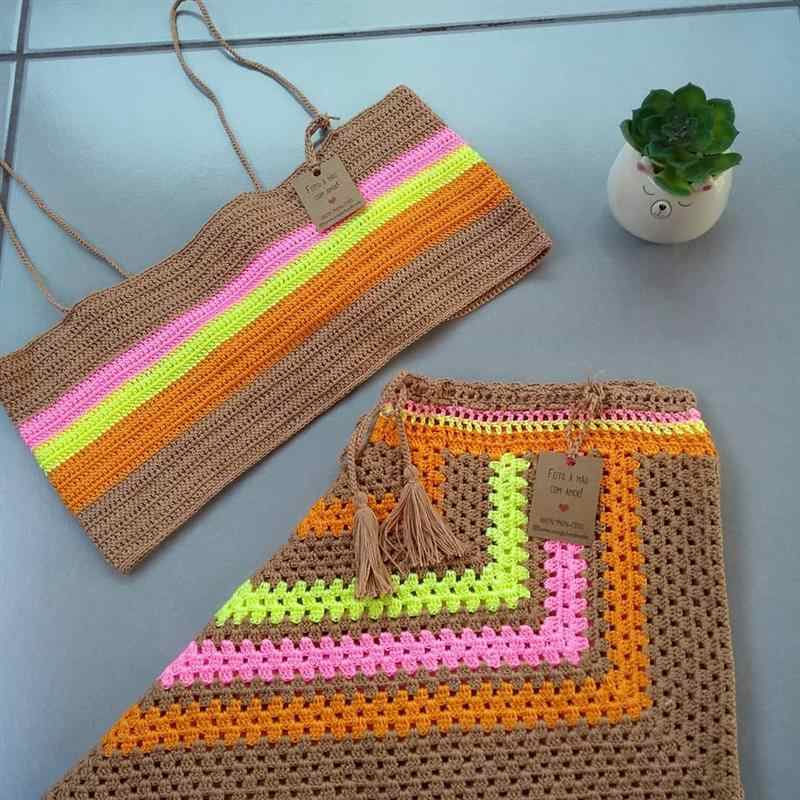 conjunto de croche top e short de croche colorido G