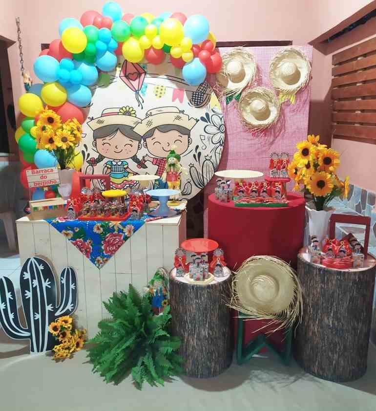 Decoração aniversário junino