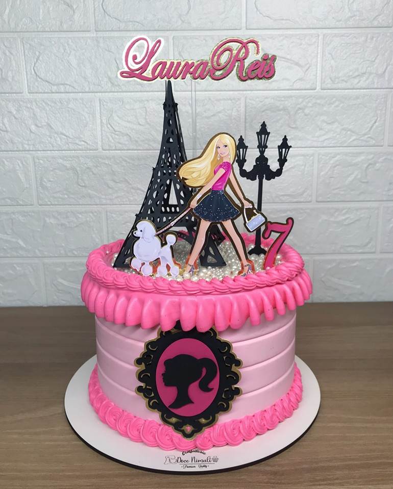 bolo Barbie #bolo rosa #bolo três andares