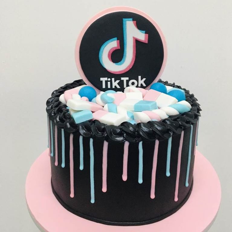 Bolo Tik Tok 50 Ideias Para Quem Ama O Estilo Do Momento Artesanato Passo A Passo 