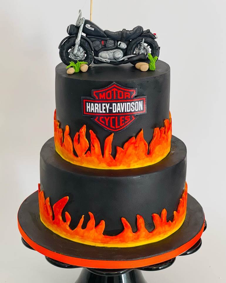 Bolo Harley Davidson, bolo com moto, bolo masculino, com efeito