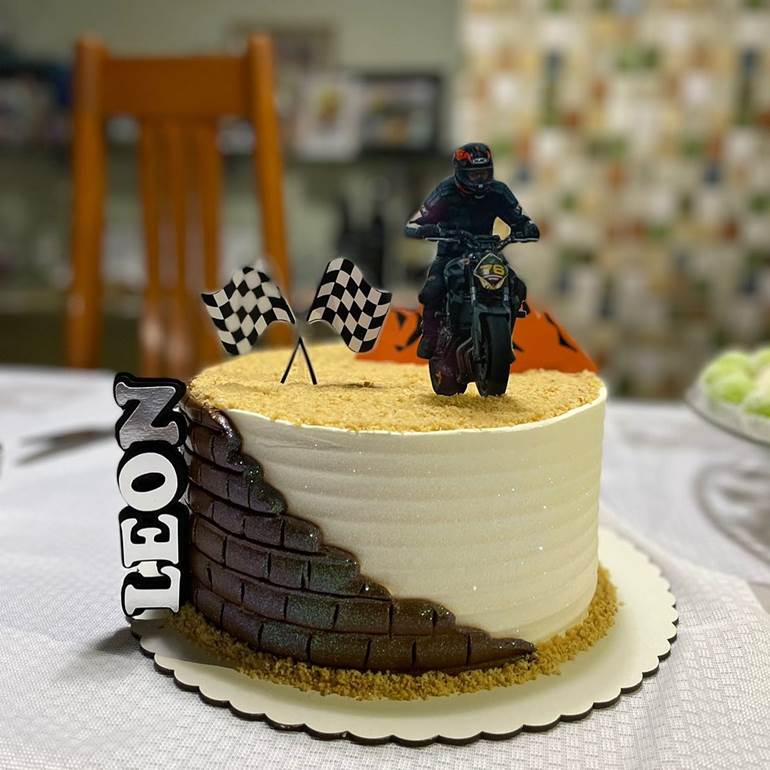 topo de bolo moto infantil