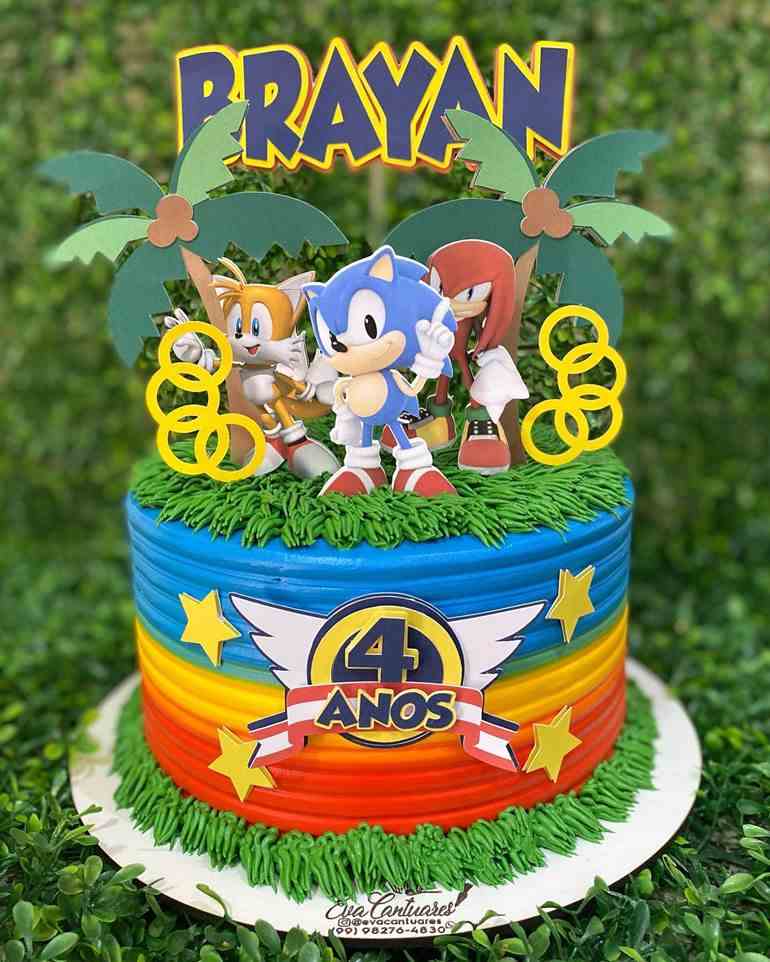 bolo do sonic amigos no topo